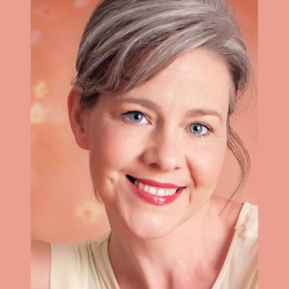 Meet your Posher, Dena - Picture 1 of 1